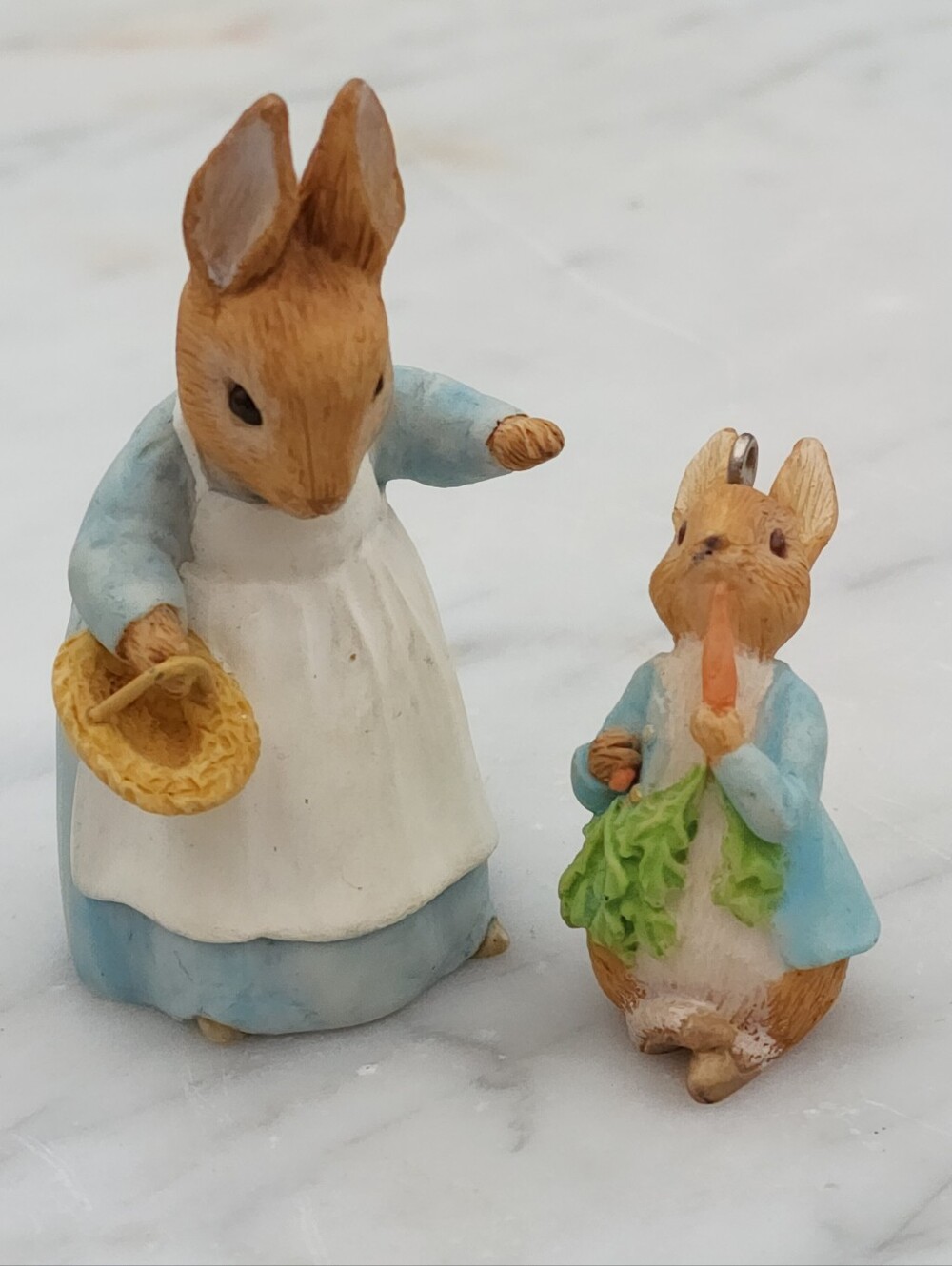 Vtg Tale Of Peter Rabbit Beatrix Potter Ornament Set 2 Mrs Rabbit and Peter 1999